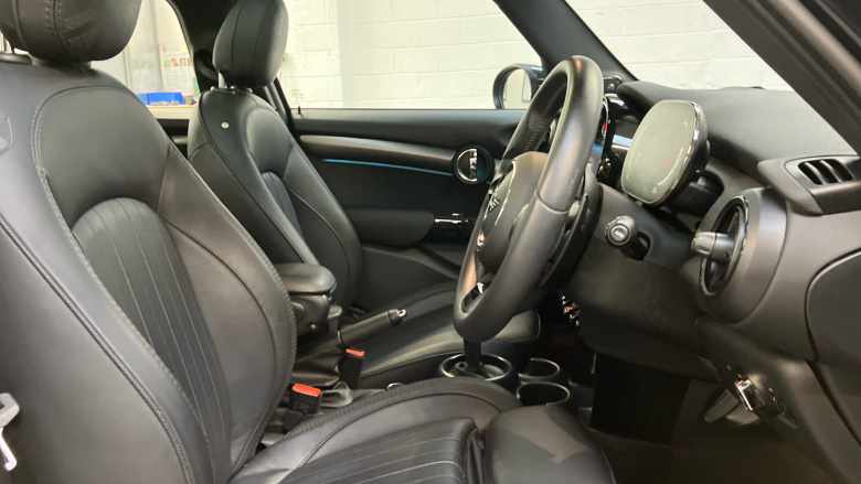 MINI Hatchback 2.0 Cooper S Exclusive 5dr Petrol Hatchback